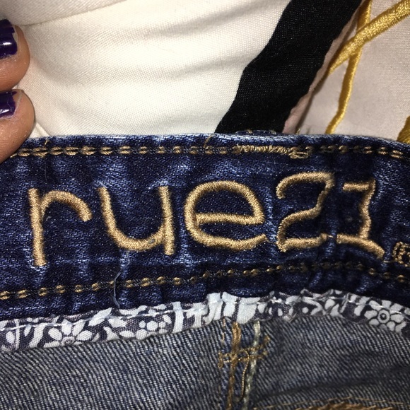 Rue 21 size 0 - Picture 3 of 4